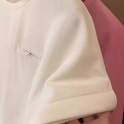 【清仓款，无退换】日资外贸单！闭眼入手~小众极简风珍珠扣丝光珠地棉圆领短袖T恤女 商品图2