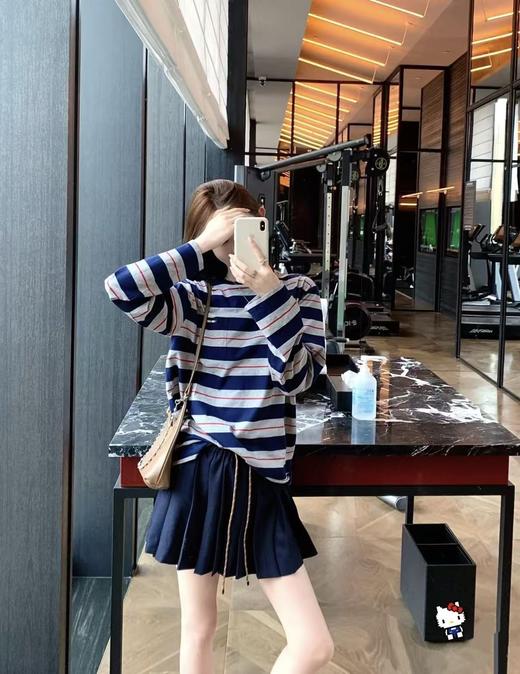 miu的配色都太喜欢了！敲显白的miu家条纹长袖T恤！ 商品图9