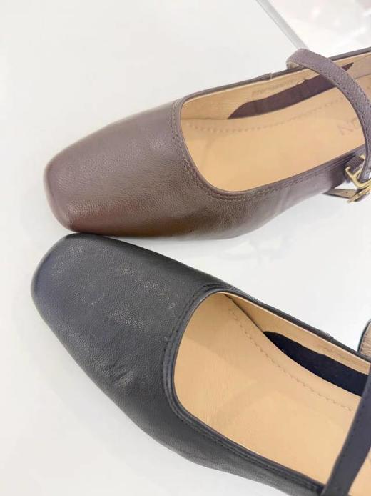 【云粉节】BF楼女鞋粗跟浅口单鞋褶皱2025秋新款增高粗跟玛丽珍鞋KYQ61008D 吊牌价1080 活动价539 商品图0