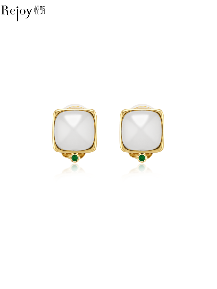 【天猫同款】玉塔-18K金和田玉祖母绿耳夹