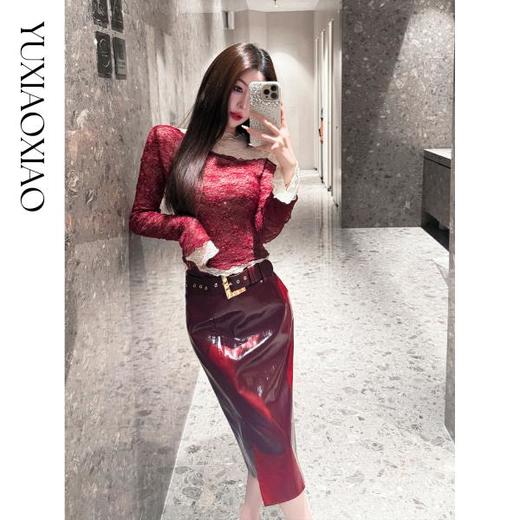 余潇潇【曼哈顿酒会】性感前侧开衩包臀直筒长版皮裙搭配同色系腰带 商品图4