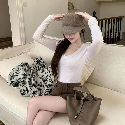 张林超LIN BOUTIQUE 修身显瘦拉长比例打底 鹅蛋圆领全羊毛上衣女 商品图3