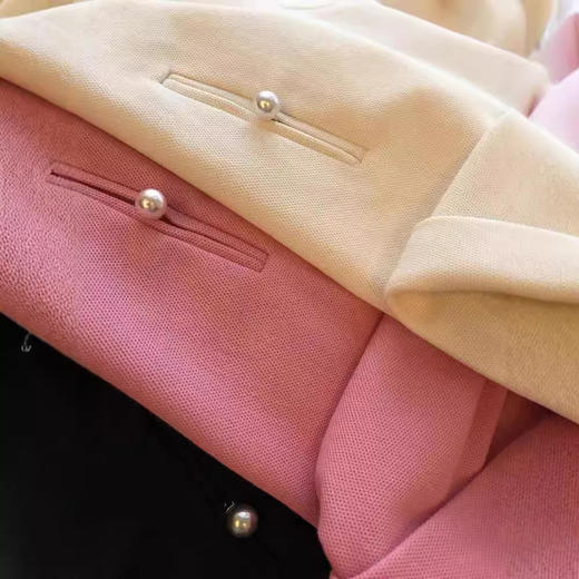 【清仓款，无退换】日资外贸单！闭眼入手~小众极简风珍珠扣丝光珠地棉圆领短袖T恤女 商品图0