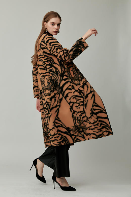 SAFICOO 时尚摩登 羊毛驼毛混纺双面呢大衣 商品图3