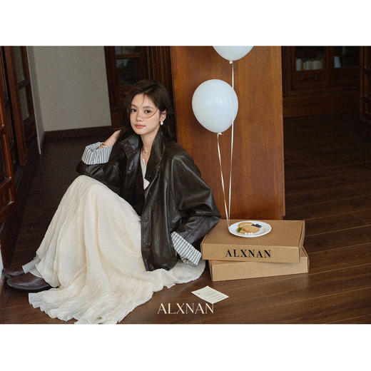 鹿向南「月光罗曼」气质黑色皮衣减龄休闲气质复古外套上衣女初秋 商品图4