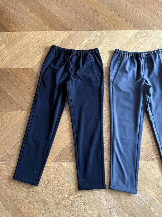 25秋冬-精品男士防泼水轻户外压胶软壳抓绒长裤 断码清仓不退不换。 商品图9