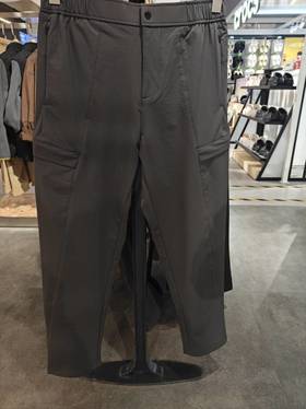 【云粉节】【95折】6楼卡特CAT秋冬工装长裤深灰色CO3WPW43621C08，吊牌价798，现价758