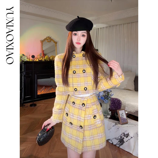 余潇潇【落日甜曲】绵羊毛混纺复古格纹毛呢短外套&A字短裙裤套装 商品图3