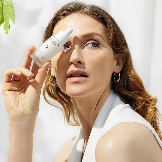 欧缇丽葡萄籽臻美亮白精华液淡斑小奶瓶30ml 商品图4