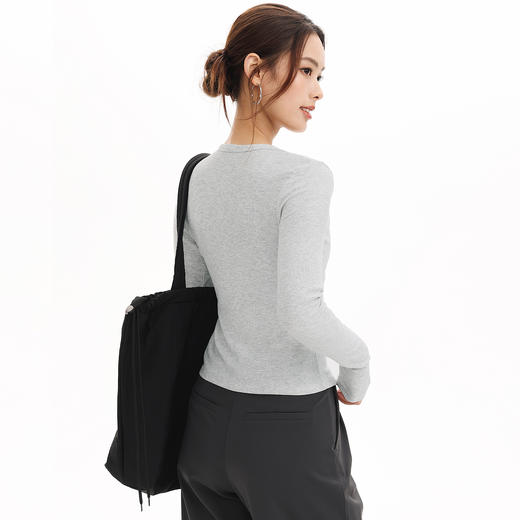 跃牌【周游世界】秋冬新款瑜伽服女V领开衫小个子修身螺纹长袖外套TP0909 商品图4