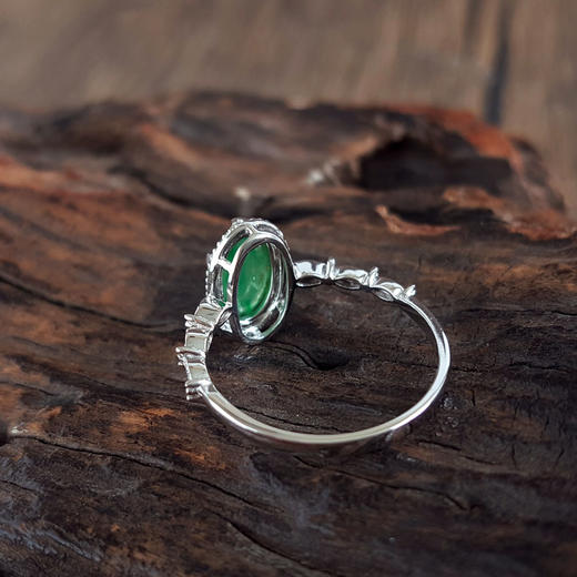 【天然正品】A货翡翠AU750白金镶钻镶天然细腻冰种飘花蛋面满绿翡翠戒指16号（戒圈可改）女士230925NJM32现售价：2980 商品图5