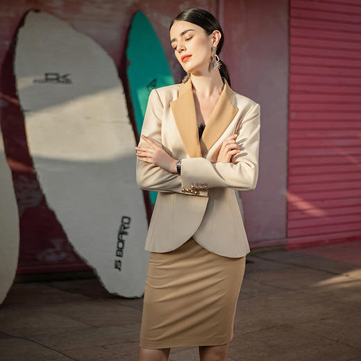 IWY/职业装气质女神范套装时尚西装外套简约轻熟风套裙主持人正装C1335+PS1334 商品图4