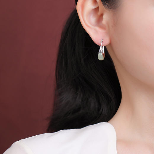 【明月弯弯】S925纯银镀金和田玉弯管月牙耳环【CW-EJ00527】 商品图3