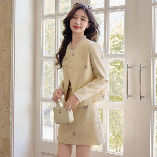 HR YJLY8616重工刺绣亮片小香法式套装两件套 商品图1