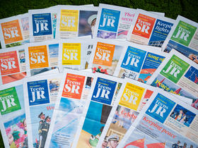 【初一~高三分级订阅】《21世纪英文报》2025-2026学年订阅 | 全国超百万学生都在看，一线英语名师强推，既能学英语又能看世界