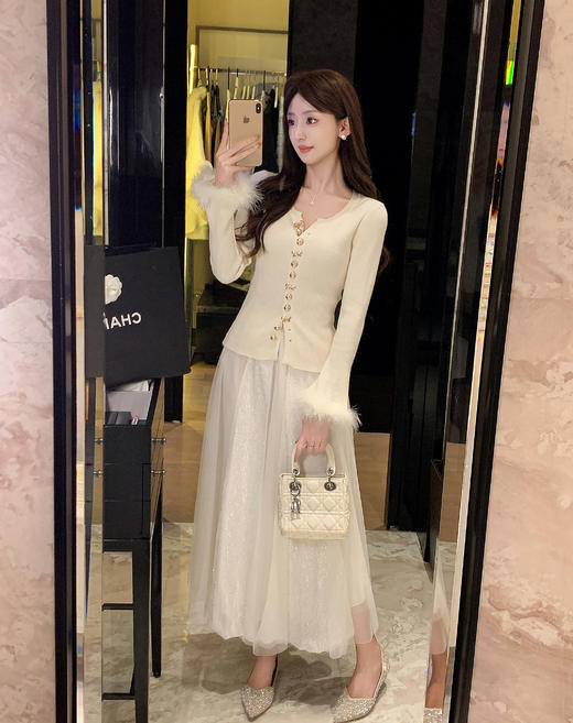 张心子【迷雾花园】秋冬纯欲仙气羽毛袖针织衫上衣 U2510054 商品图4