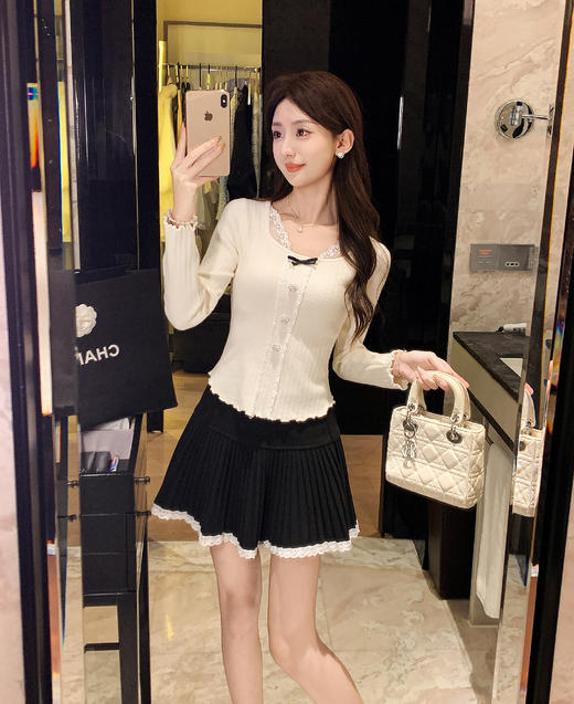 张心子【半熟芝士】减龄蕾丝边百褶裙半身裙 U2510041 商品图4