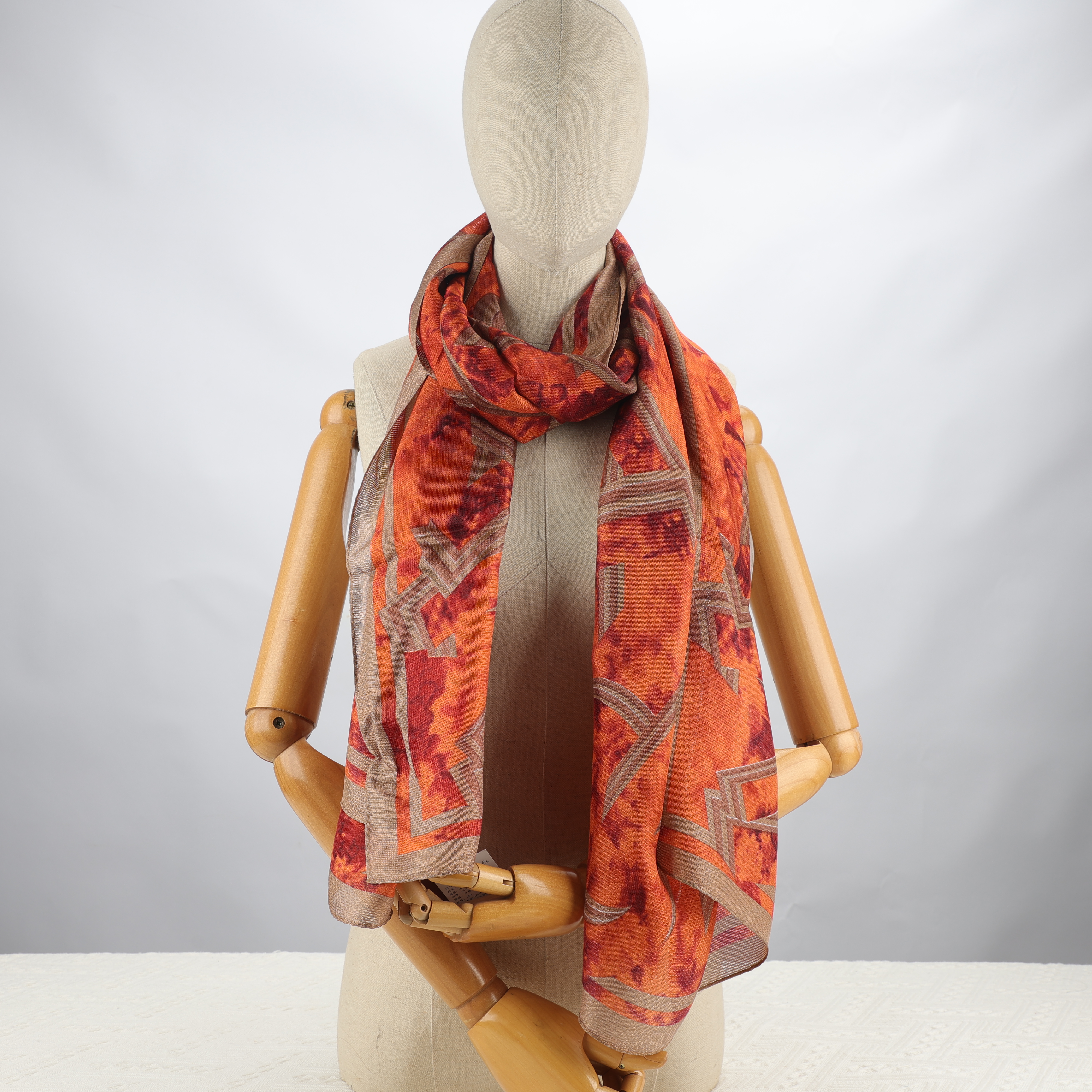 renoma桑蚕丝长款围巾法国进口高级质感百搭保暖（出口韩国）