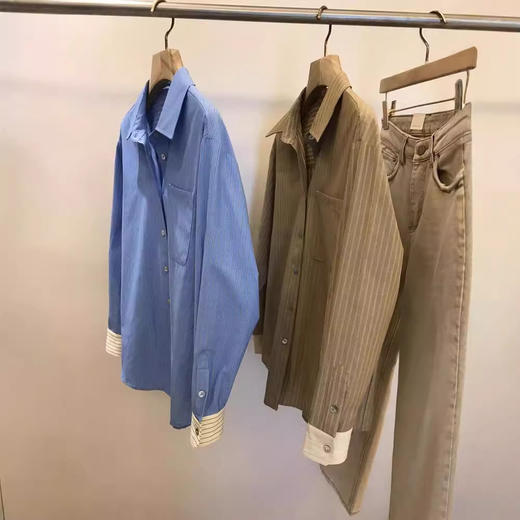 【断码清仓 无退换】早春刚需，上身巨舒服！！！2025新款撞色袖口字母刺绣条纹衬衫女 商品图3