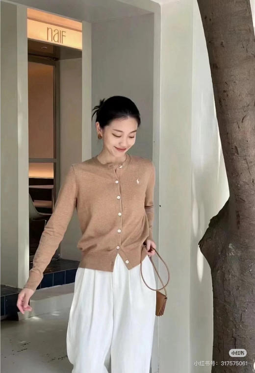 926-1跑量特惠 渠道货 RL小马刺绣 基础圆领 女士开衫 百搭气质单品 商品图5