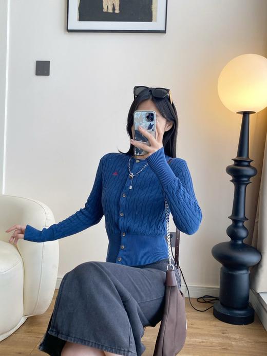 Vivie*e 土星🪐红标限定 立体绞花圆领针织开衫 商品图9