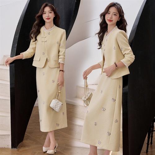 刺绣蝴蝶套装裙2025新款秋季气质减龄短外套半身裙两件套YJLY8618 商品图0