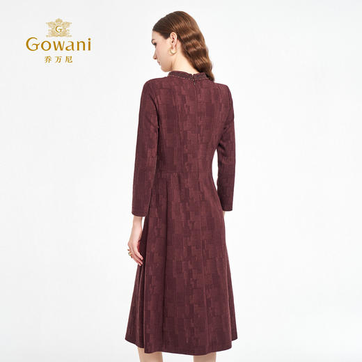 乔万尼2025秋新品美学设计复古小立领A型收腰连衣裙ED3E296 商品图4