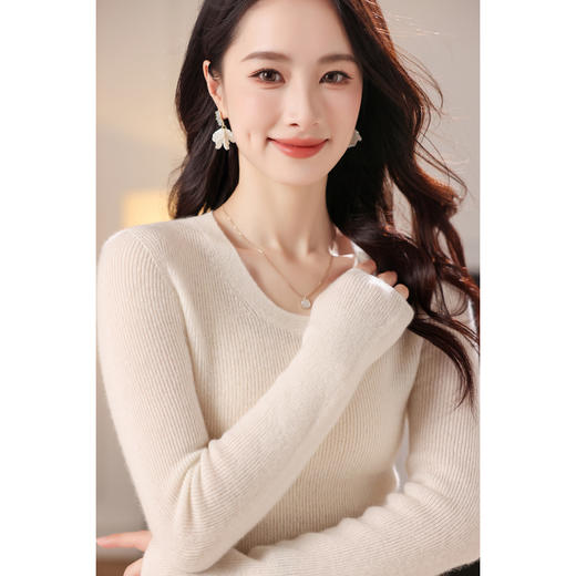 OSL 82070无缝UV领山羊绒软糯亲肤基础修身针织毛衣 商品图2