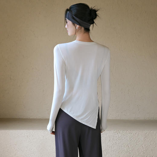 跃牌【周游世界】秋冬新款扭结长袖运动T恤薄款修身显瘦百搭ins风健身服TP0995 商品图2