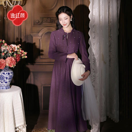 逸红颜知璇2025秋冬新款轻奢亮丝挺括tr手工钉珠截短复古小外套女 商品图0