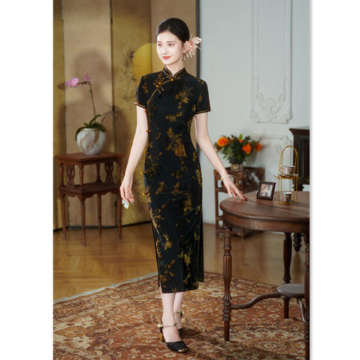 GX老上海复古中国风冰花绒长款高级感婚宴旗袍2025初秋新款大码旗袍 商品图3