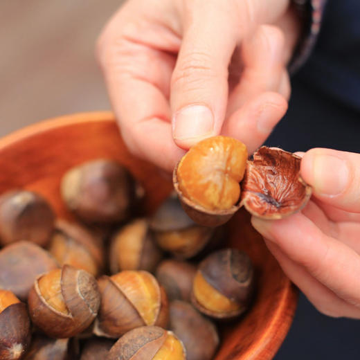 2025年【新鲜怀柔板栗油栗 | 拍下可发出】10年生态种植 万里长城脚下的大山深处！自然成熟 香甜软糯 生吃熟吃均可 商品图3