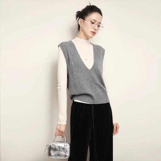 ma*e同款羊毛混纺深V领秋冬针织套头背心 商品图11