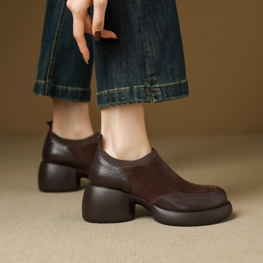 【预售5天】英伦风厚底防水台小皮鞋粗跟乐福鞋新款秋季高跟圆头单鞋168XY&1681401 商品图2