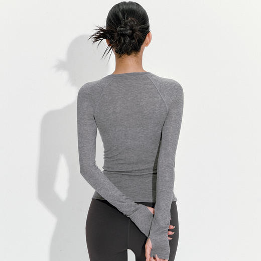 跃牌【周游世界】秋冬新款瑜伽服女高级感羊毛运动长袖上衣TP0935 商品图1