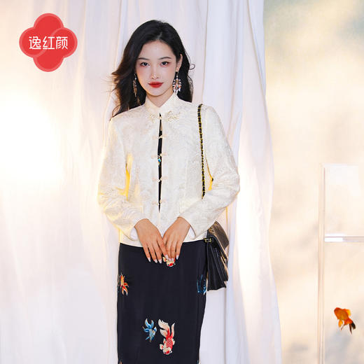 逸红颜露婧2025早秋新款优雅淑女水晶盘扣蕾丝新中式唐装西装外套 商品图0