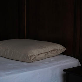 手工棉枕 质感温软 阳光的味道 软而不塌 实而不硬