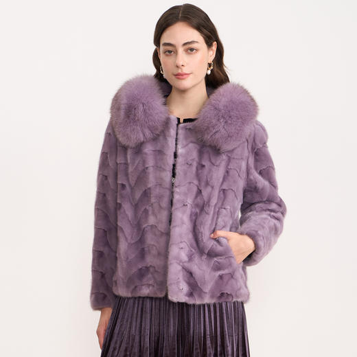 EITIE爱特爱奢华毛领保暖显瘦短款紫色水貂毛皮草外套2025冬新款D2593915X 商品图1