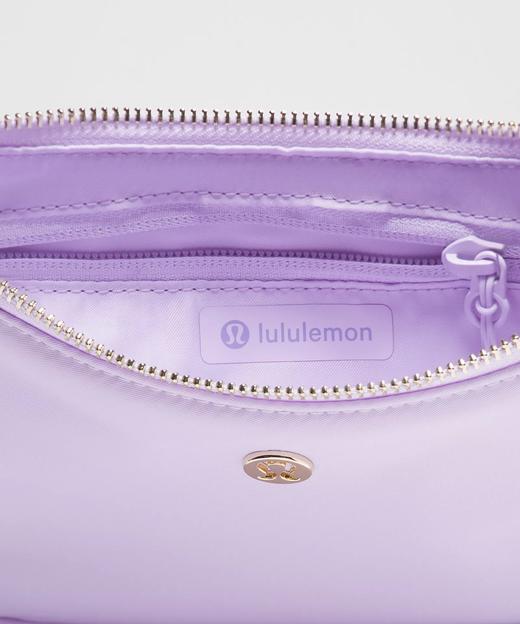 好折~lululemon 薰衣草紫迷你手提包 ￥480直邮到手 商品图4
