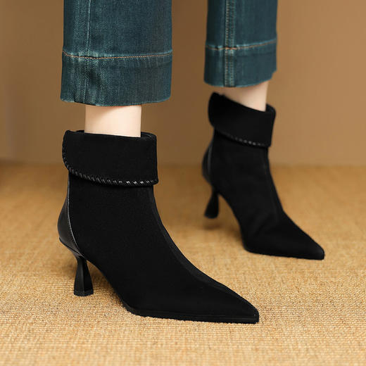 【预售5天】法式气质羊反绒面高跟短靴女秋冬新款单靴尖头女靴细跟小裸靴DB&M6599 商品图3