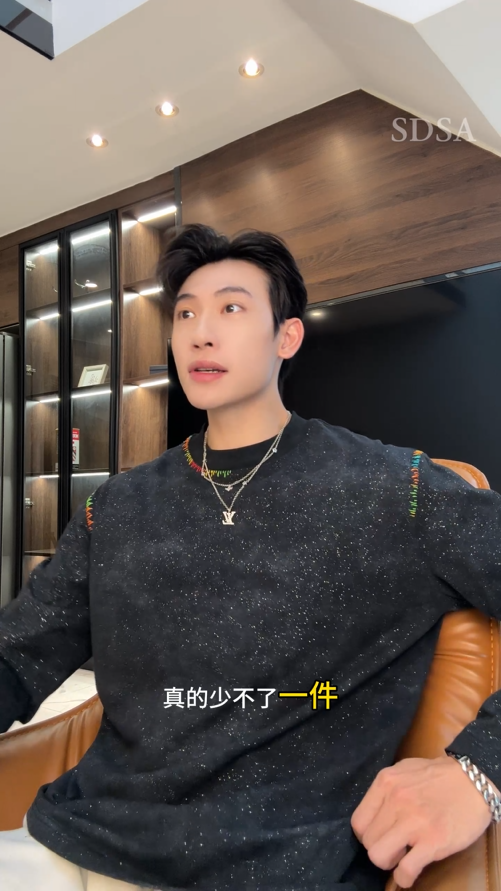 T4811SDSA男士秋冬新款痞帅男装设计师彩色缝线满天星圆领长袖T恤百搭