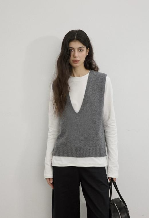 ma*e同款羊毛混纺深V领秋冬针织套头背心 商品图1