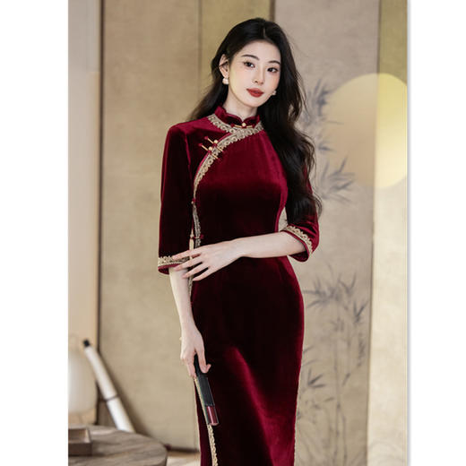GX红丝绒长款花边中袖旗袍2025秋季新款复古国风大码旗袍 商品图2