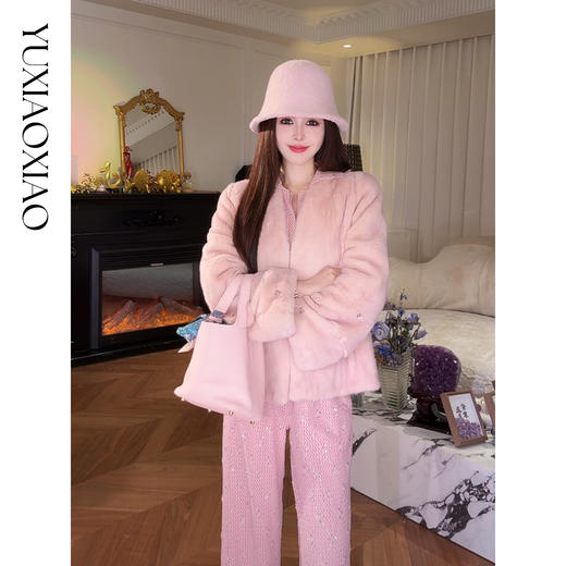 余潇潇【月光宝石】重工缝珠丹麦水貂真丝里布V领泡泡袖皮草外套 商品图3