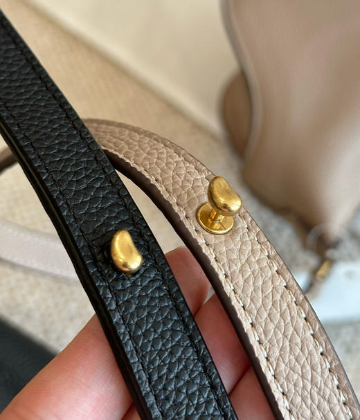 小禾荔枝纹牛皮单肩斜挎包092601 商品图13