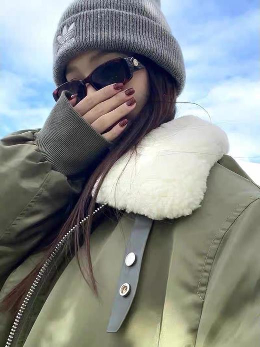 maの奢品！ 抗寒零下30°！美式羊羔毛翻领多口袋飞行员夹克情侣羽绒服 商品图3