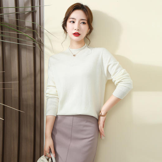 OSL 82060无缝半高领山羊绒软糯亲肤基础修身针织打底毛衣 商品图2
