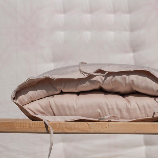 手工棉枕 质感温软 阳光的味道 软而不塌 实而不硬 商品图2