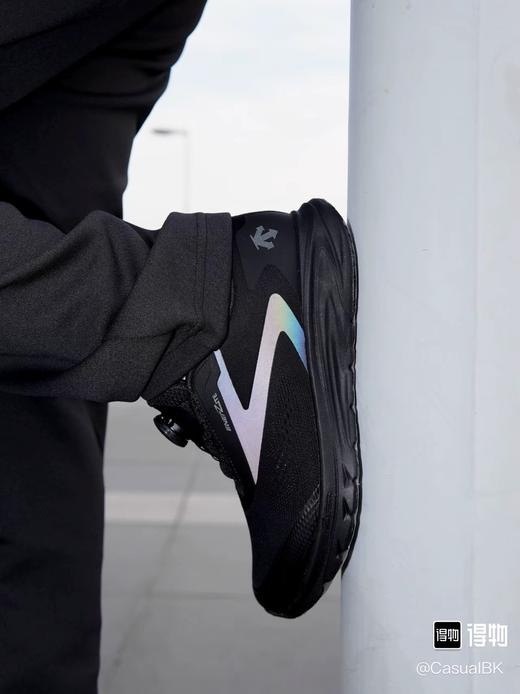 【国庆特惠】DT Enerzite 舒适柔软防滑耐磨低帮休闲跑步鞋 Z-15641 商品图0