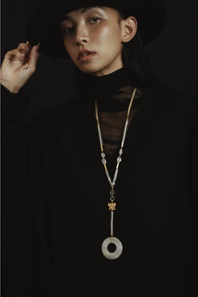 老和田玉环老水晶编绳项链